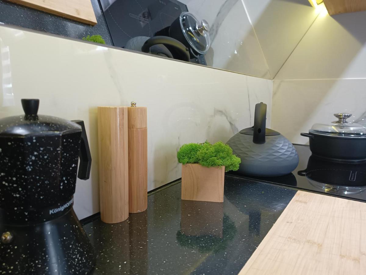 Lux Houses W Domku Tylko Dwa Apartamentyz Jacuzzi Zewnetrznym Gron ภายนอก รูปภาพ
