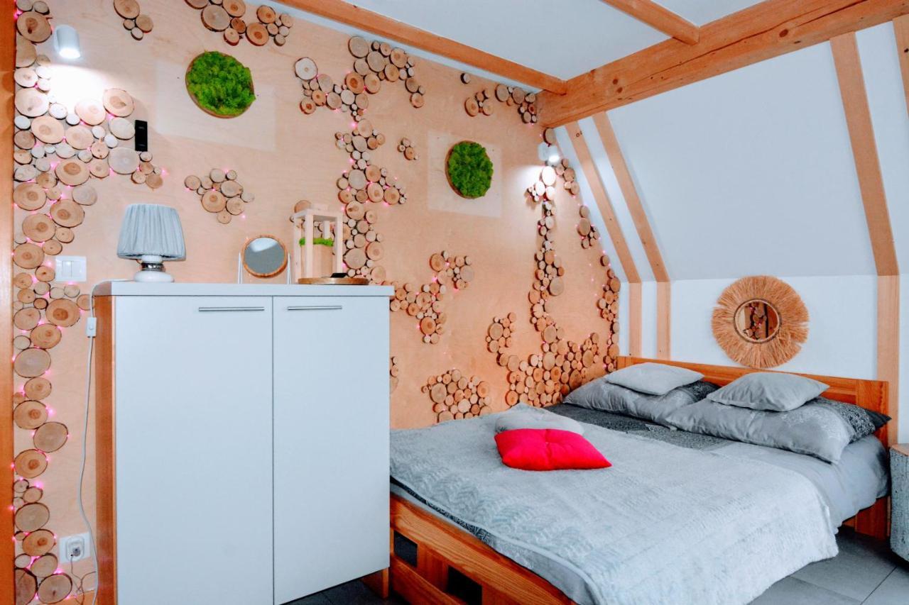 Lux Houses W Domku Tylko Dwa Apartamentyz Jacuzzi Zewnetrznym Gron ภายนอก รูปภาพ