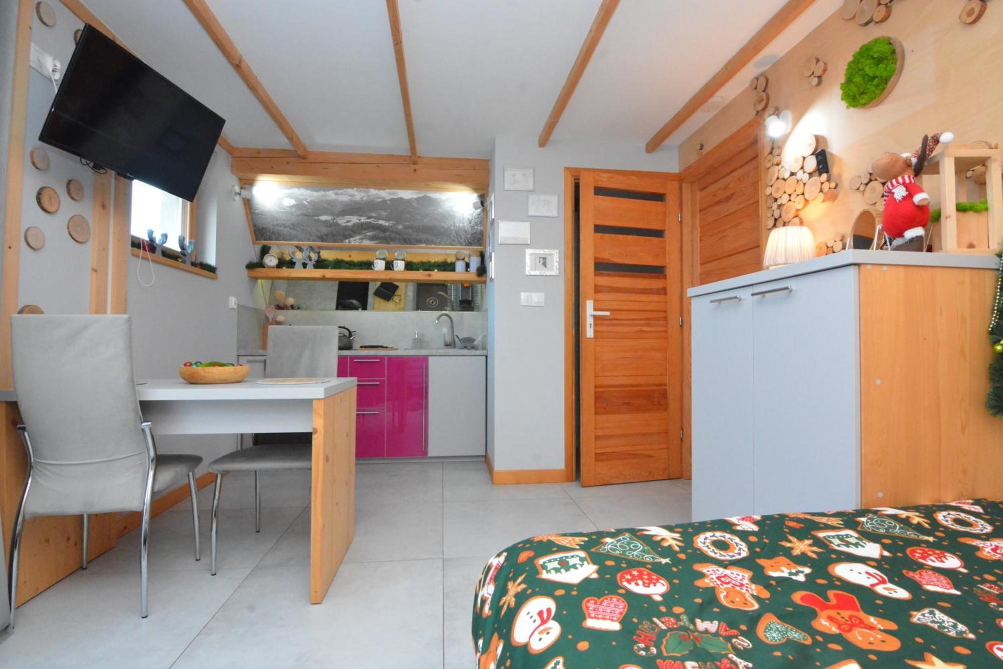 Lux Houses W Domku Tylko Dwa Apartamentyz Jacuzzi Zewnetrznym Gron ภายนอก รูปภาพ